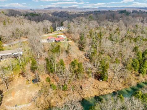 465 Winding River Lane Sparta TN 38583