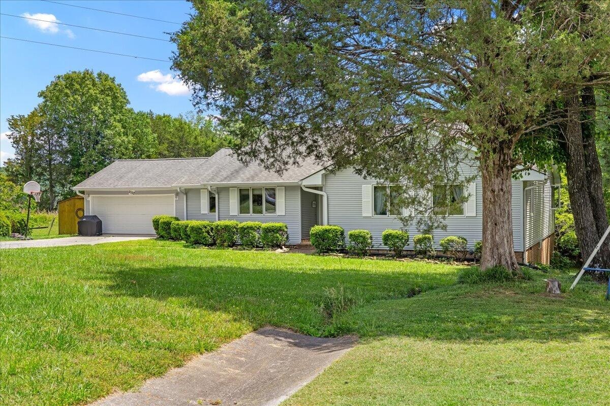 2522 Cindy Street Athens TN 37303