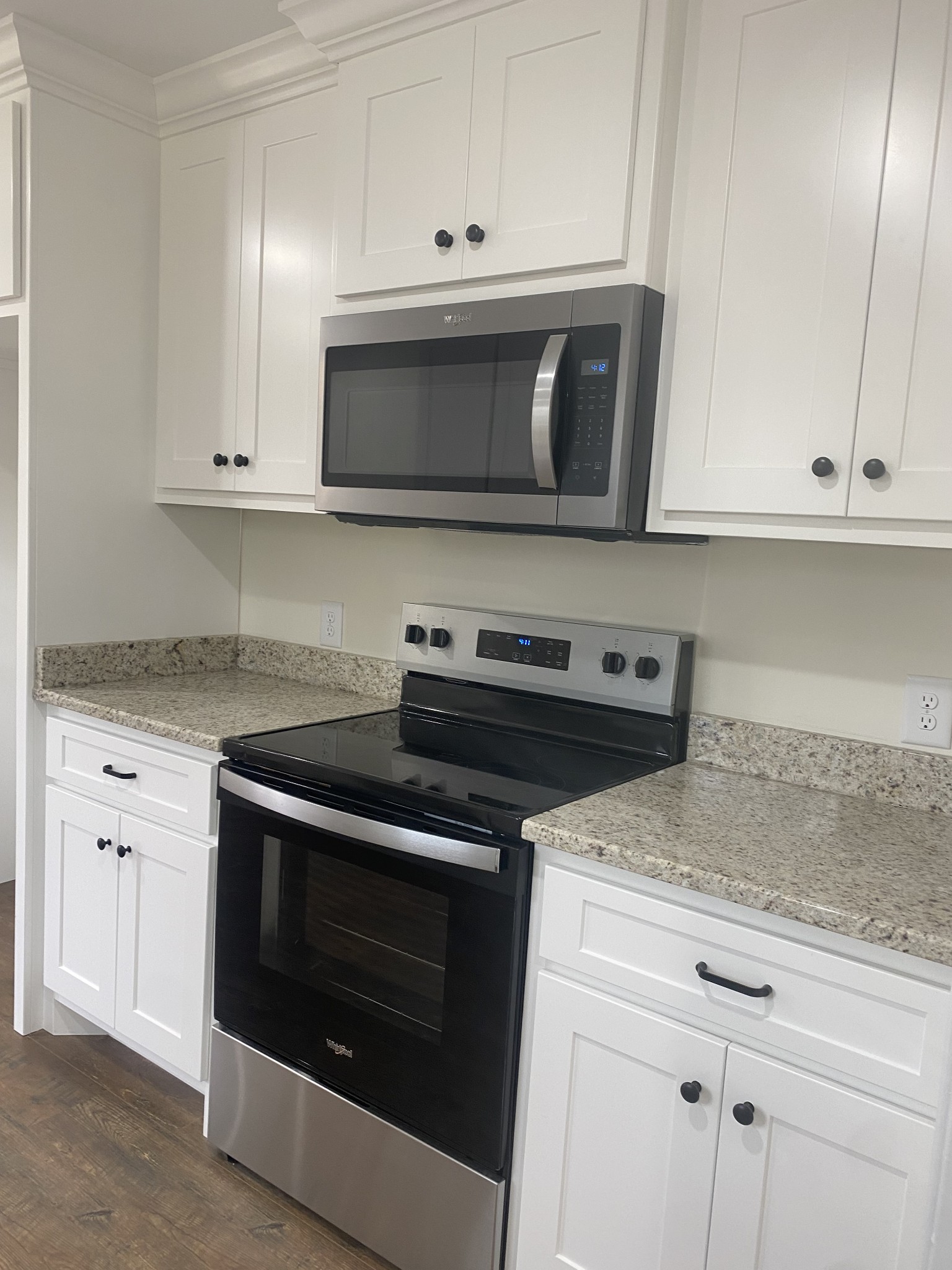 81 Lighthouse Drive Summertown TN 38483