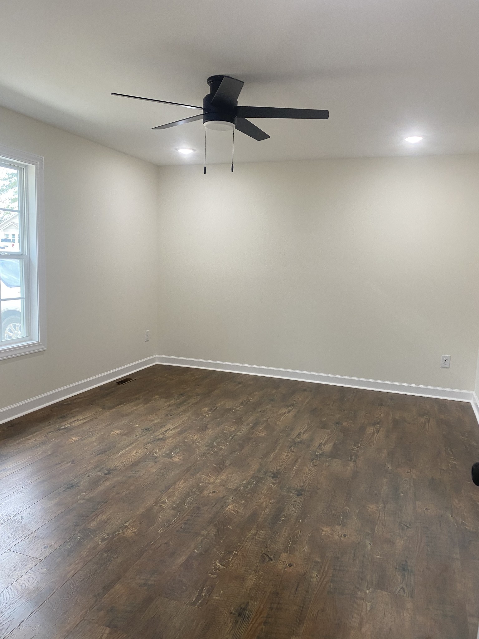 81 Lighthouse Drive Summertown TN 38483