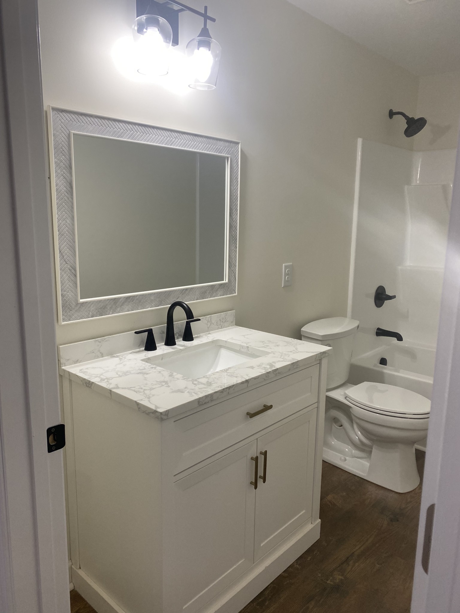81 Lighthouse Drive Summertown TN 38483