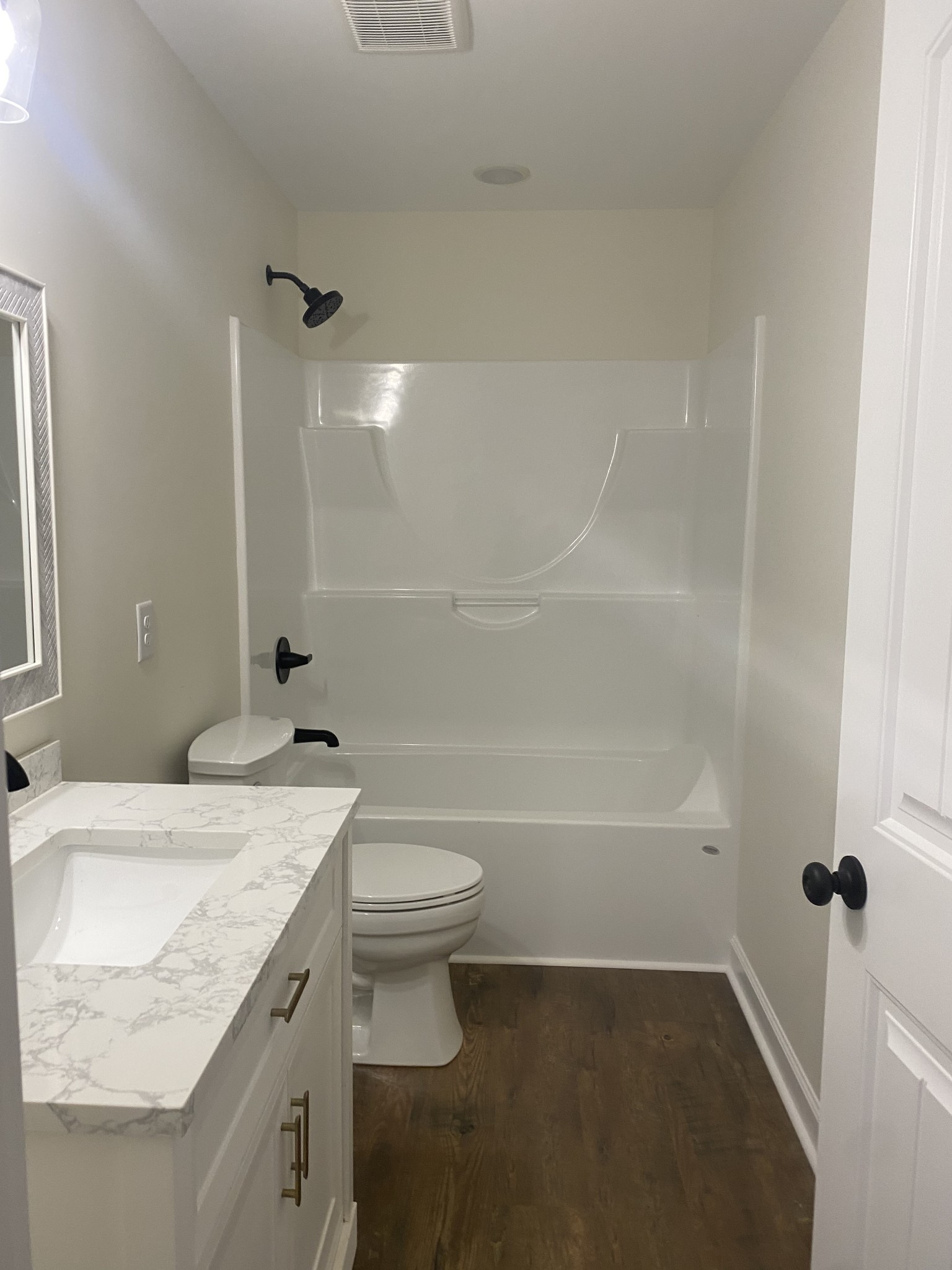 81 Lighthouse Drive Summertown TN 38483
