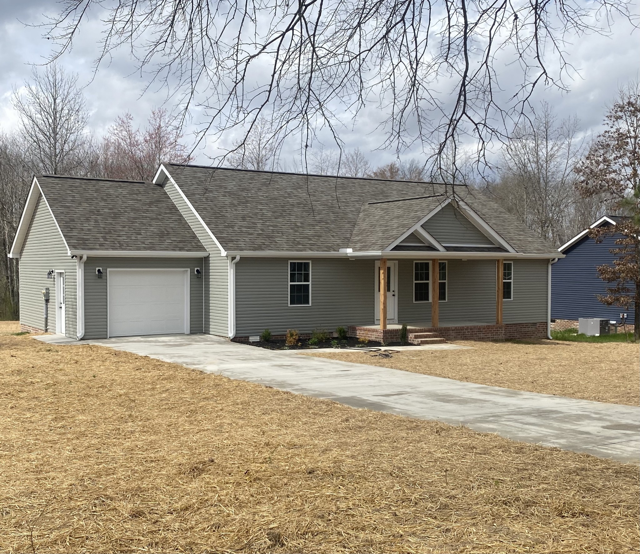 81 Lighthouse Drive Summertown TN 38483
