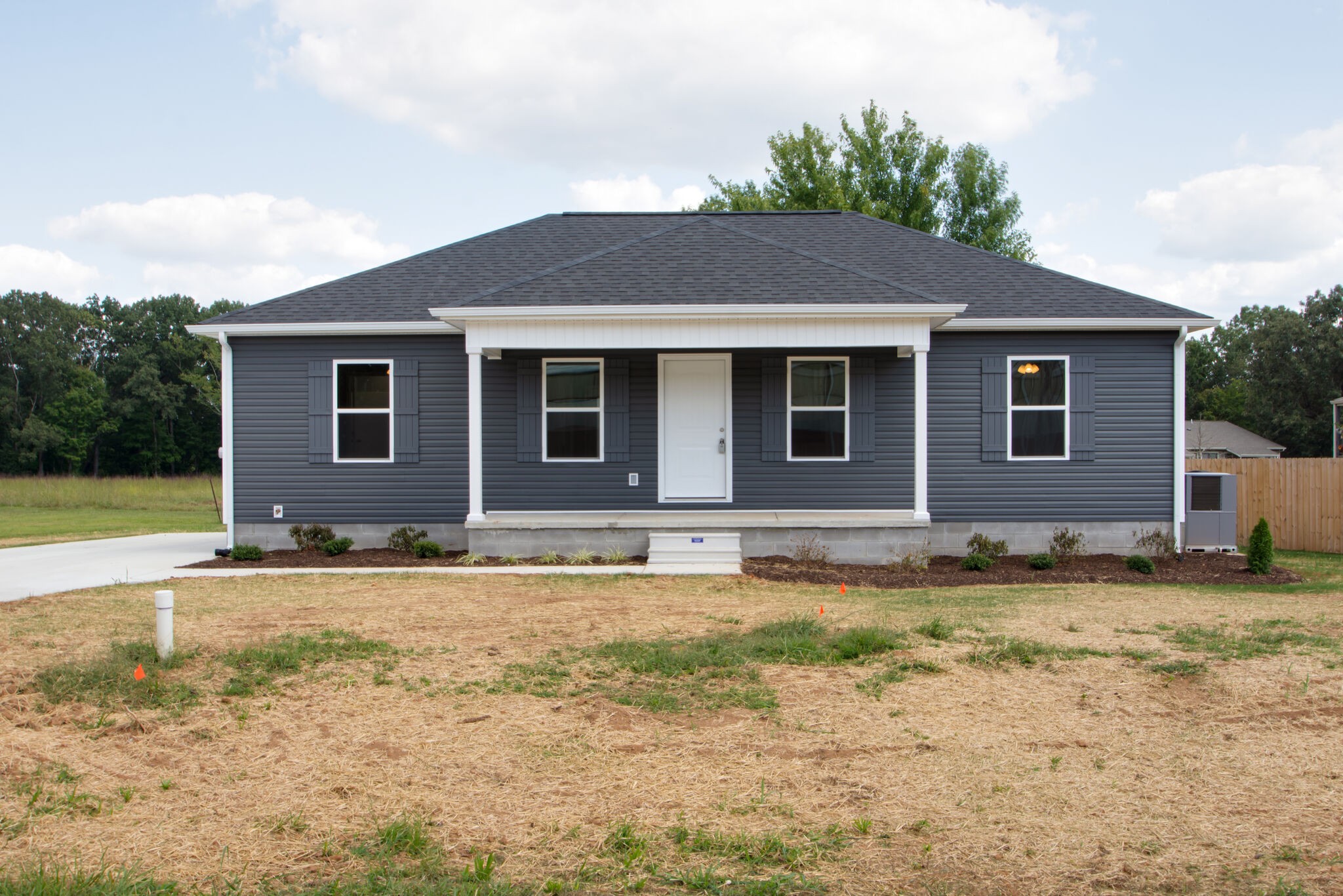 718 Windsor Lawrenceburg TN 38464