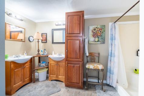 2862 Highway 43, S Loretto TN 38469