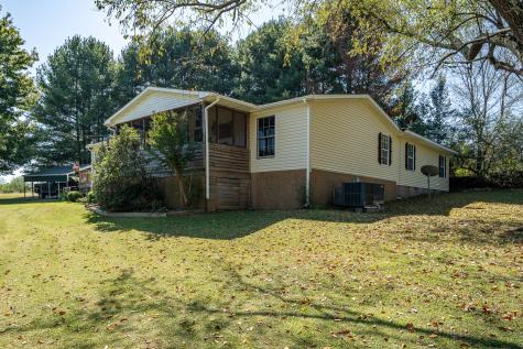 2862 Highway 43, S Loretto TN 38469