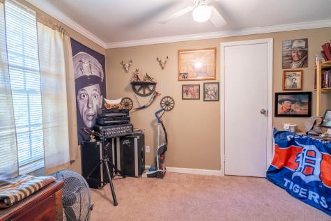 2862 Highway 43, S Loretto TN 38469