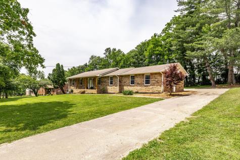 1056 Cragfront Estate Loop Gallatin TN 37066