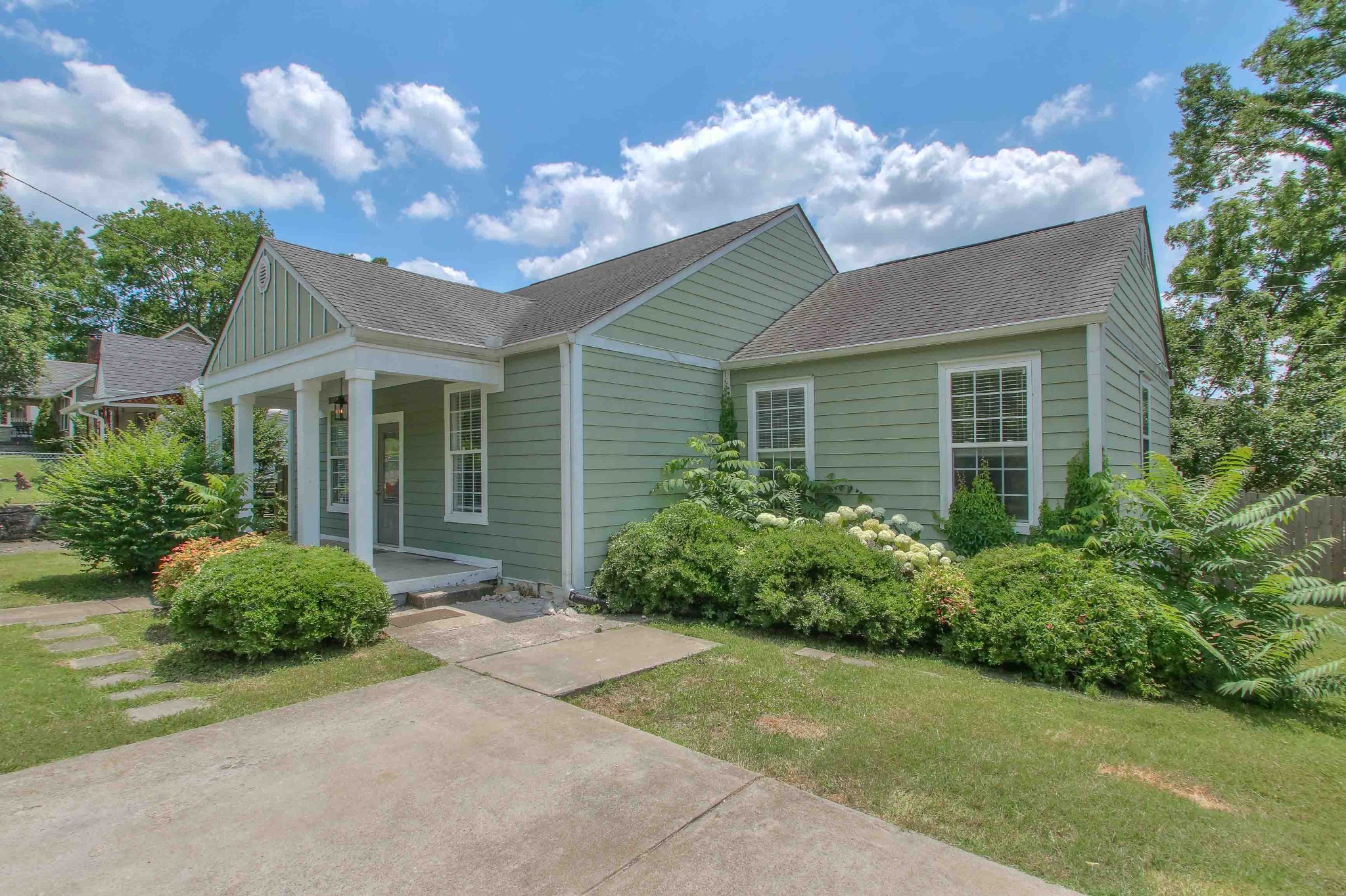 1008A Cahal Avenue Nashville TN 37206