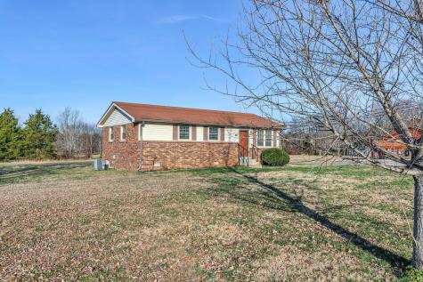 2086 Hartsville Pike Lebanon TN 37087