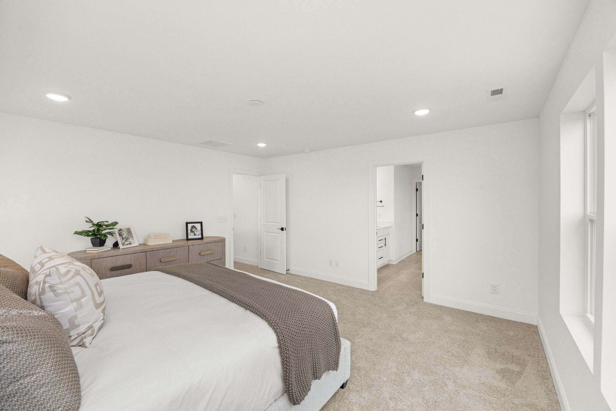 1557 Oak Springs Drive Columbia TN 38401