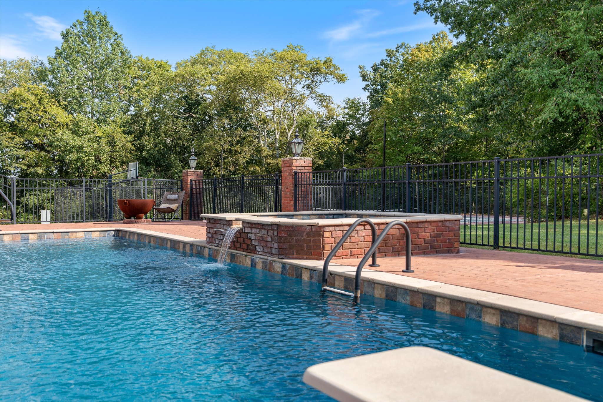 1465 New Columbia Highway Lewisburg TN 37091