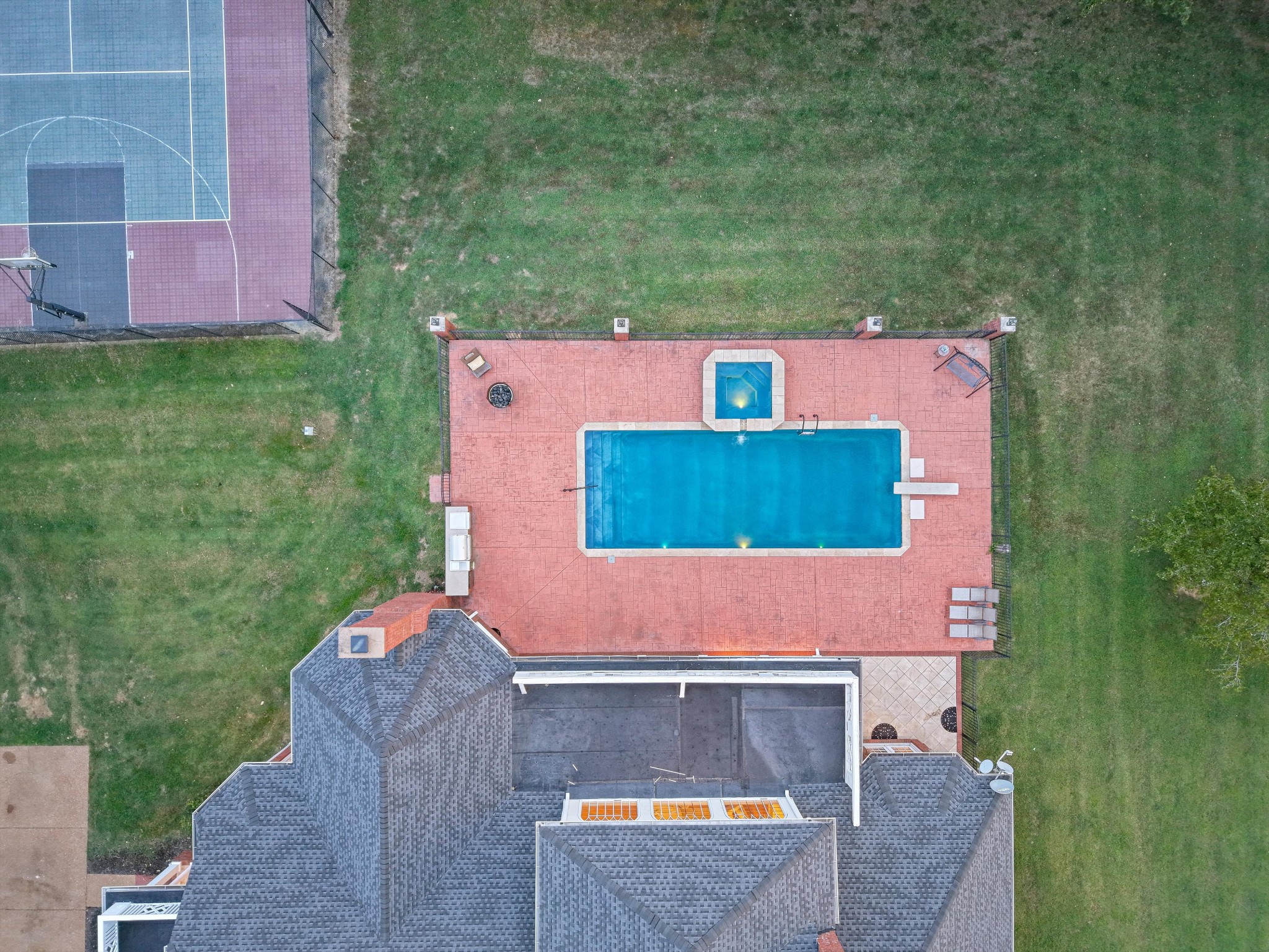 1465 New Columbia Highway Lewisburg TN 37091