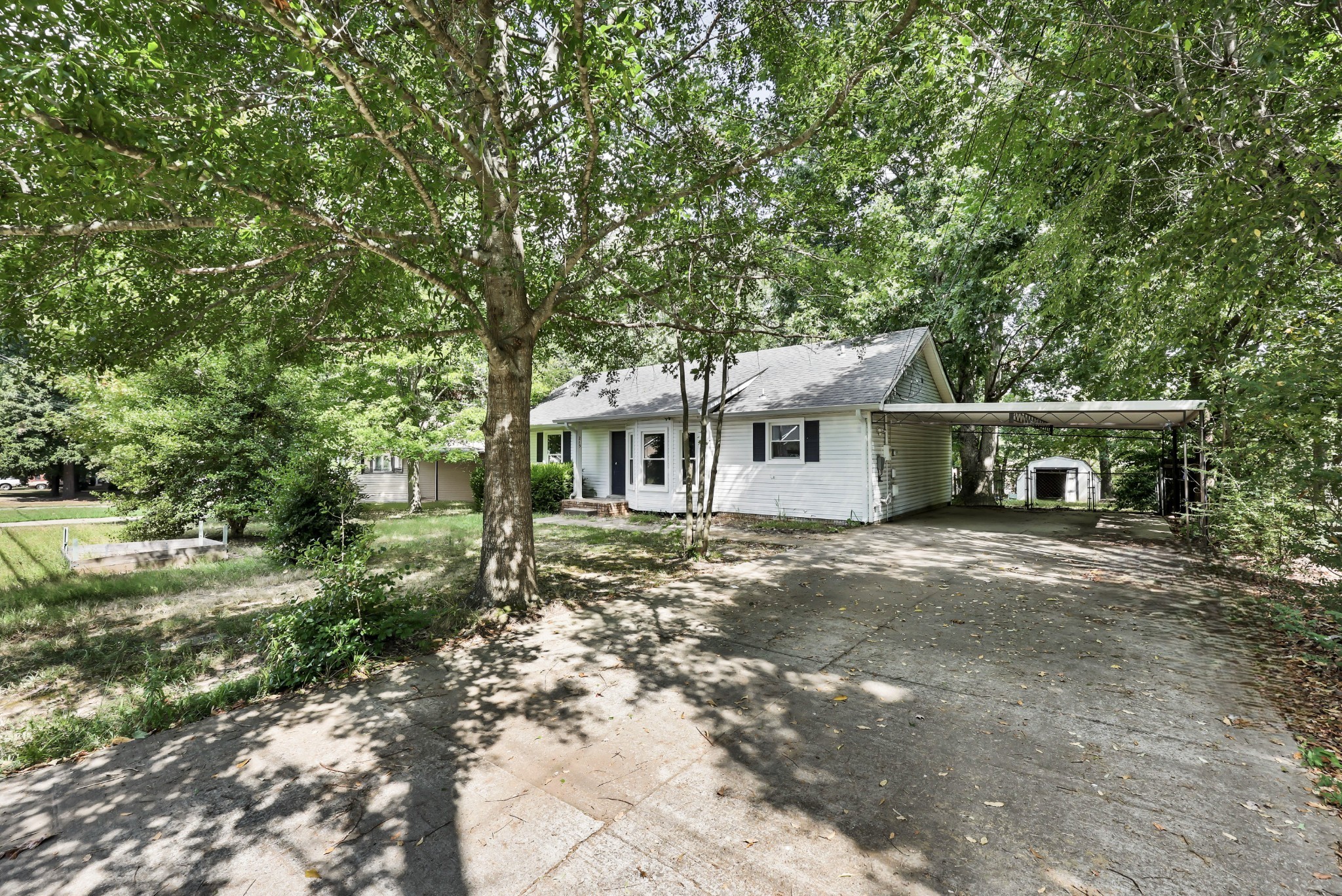 215 Bob White Drive Clarksville TN 37042