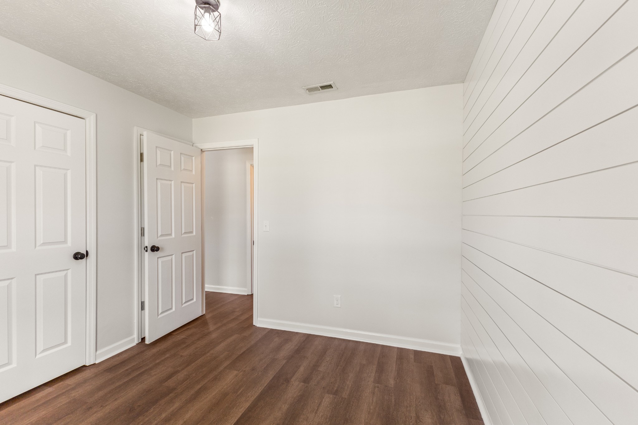 207 Juanita Avenue Gallatin TN 37066