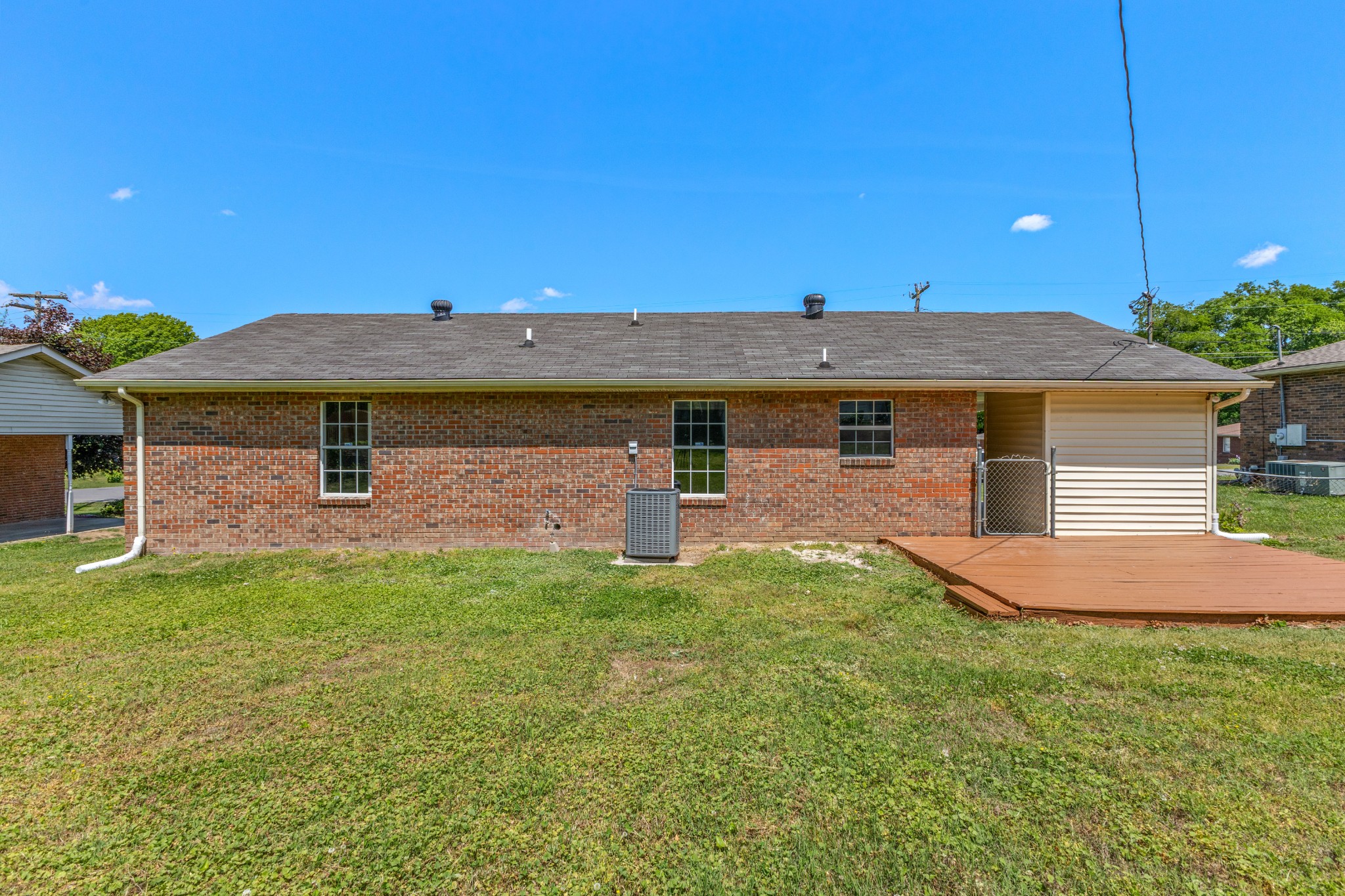 207 Juanita Avenue Gallatin TN 37066