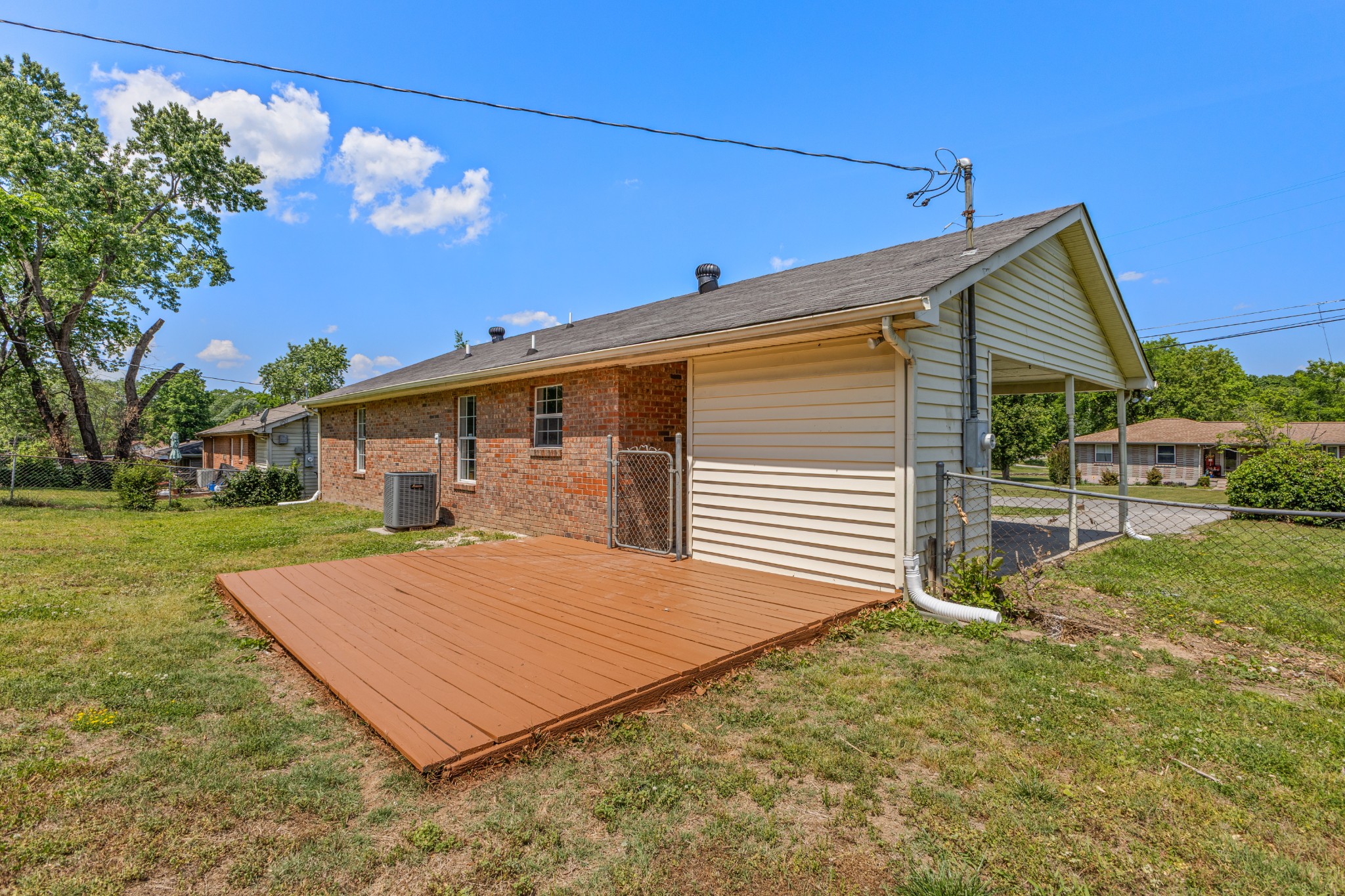 207 Juanita Avenue Gallatin TN 37066