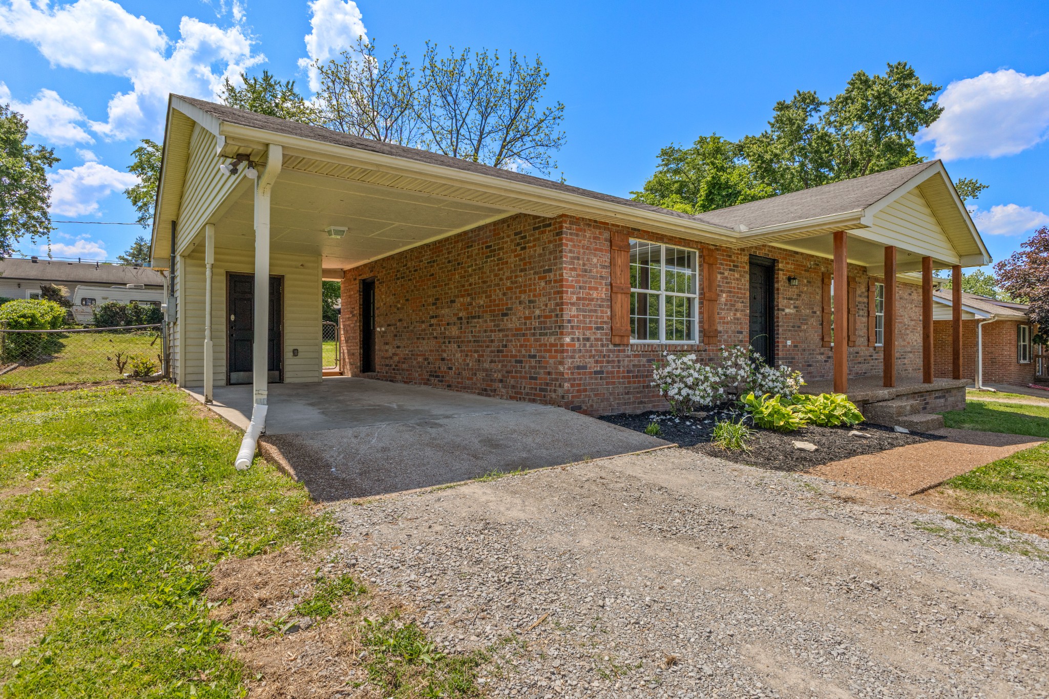 207 Juanita Avenue Gallatin TN 37066