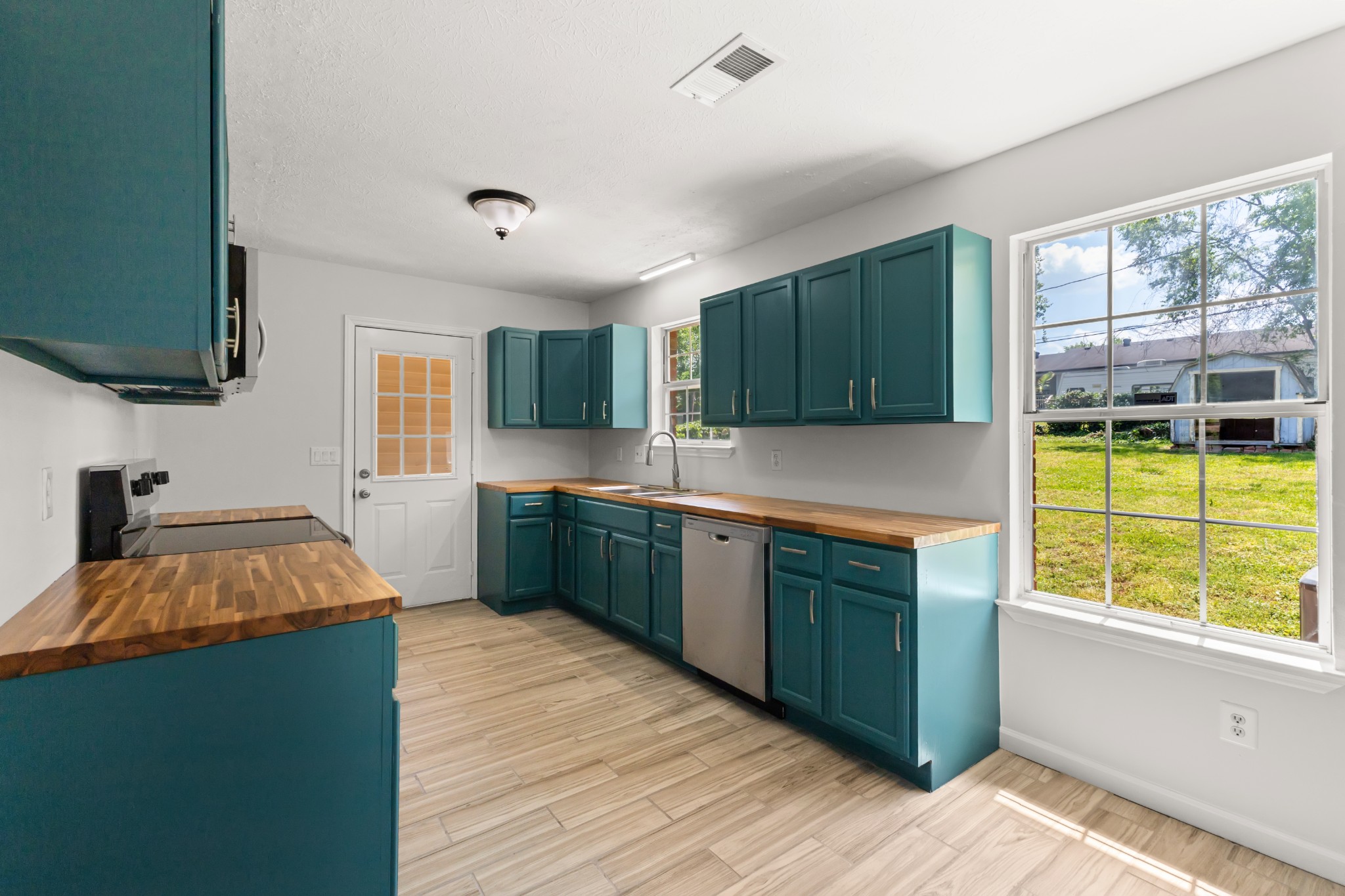 207 Juanita Avenue Gallatin TN 37066