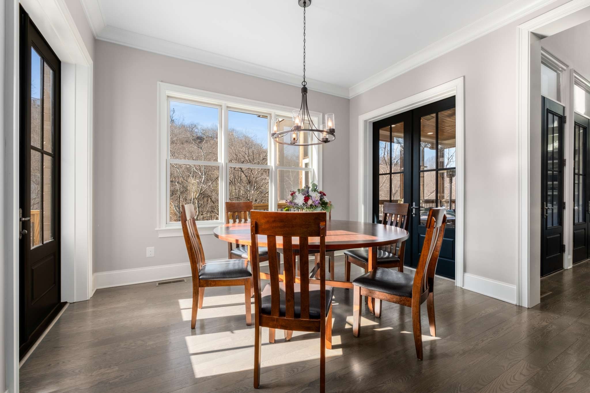 1236 Saxon Drive Nashville TN 37215