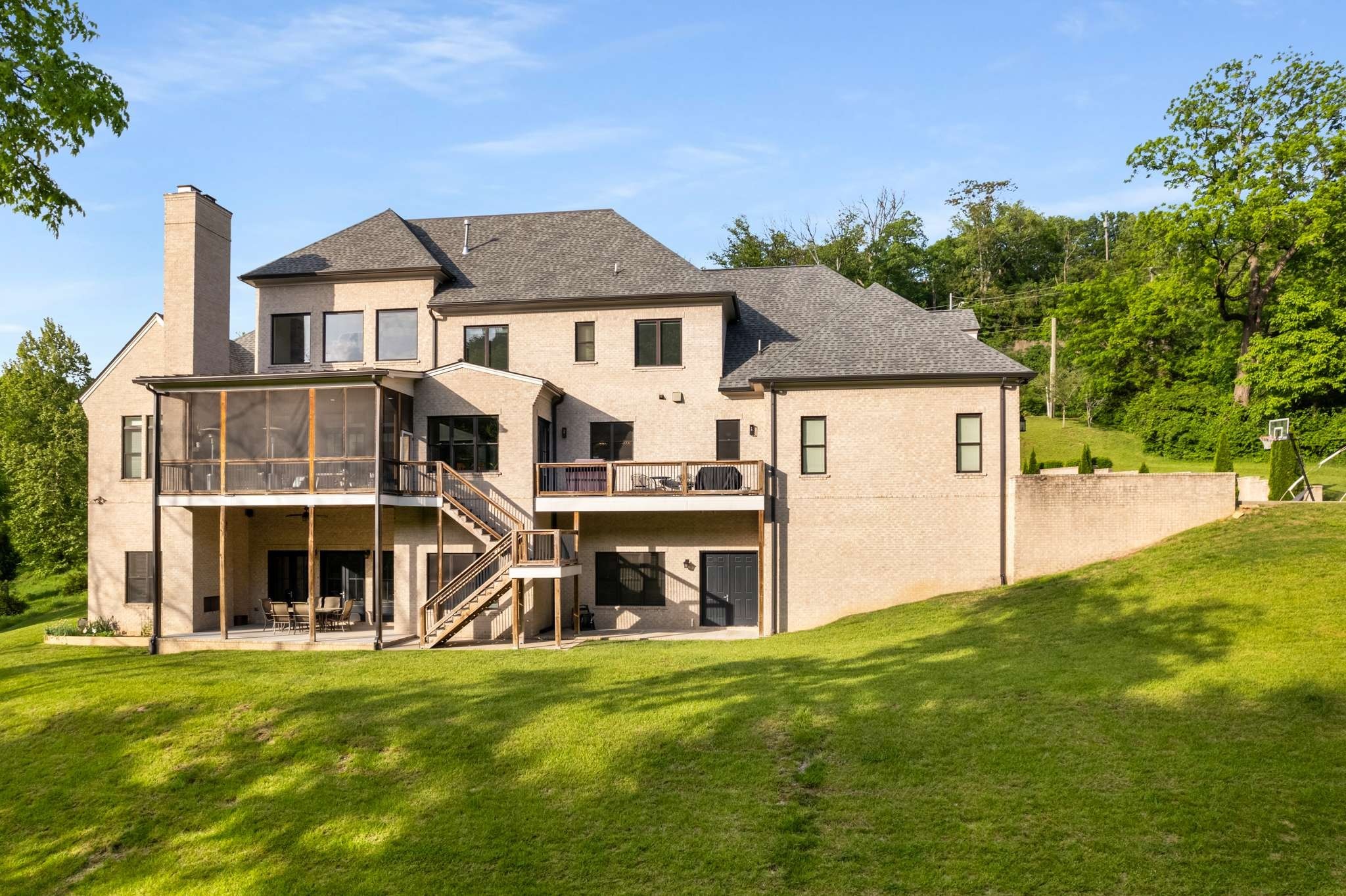 1236 Saxon Drive Nashville TN 37215