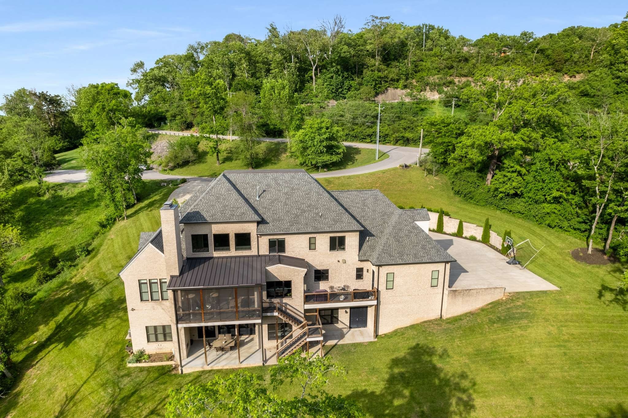 1236 Saxon Drive Nashville TN 37215
