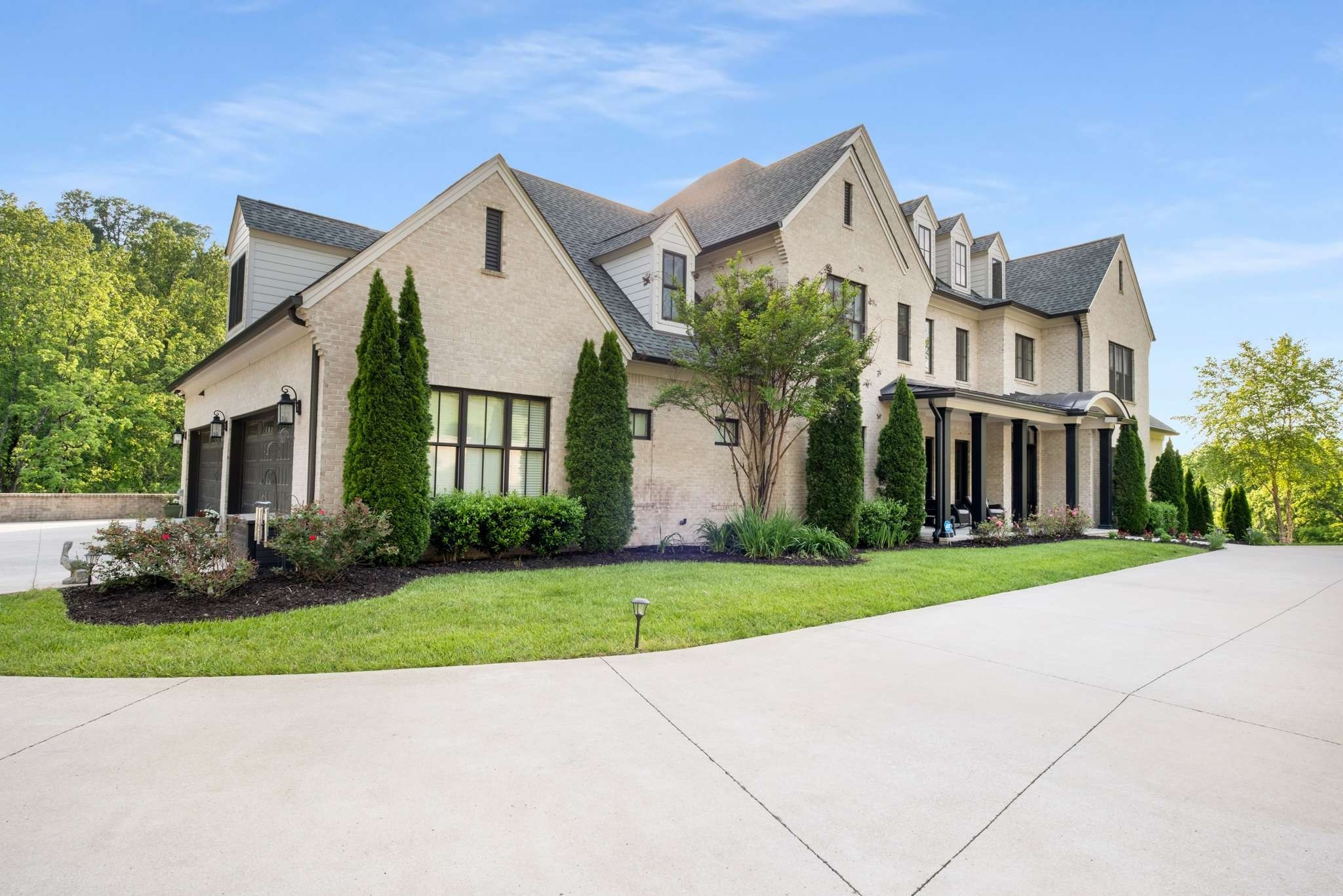 1236 Saxon Drive Nashville TN 37215