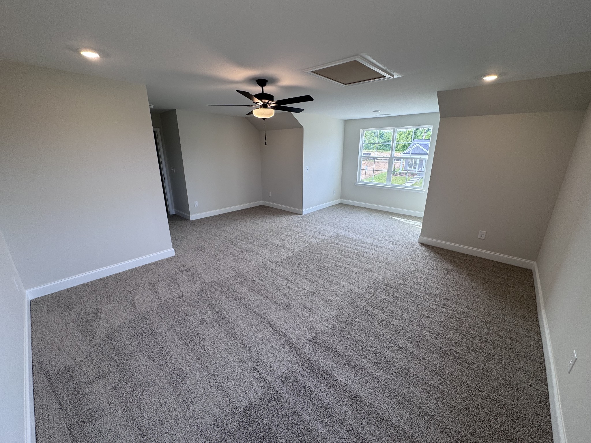 1824 Flatwaters Street Spring Hill TN 37174