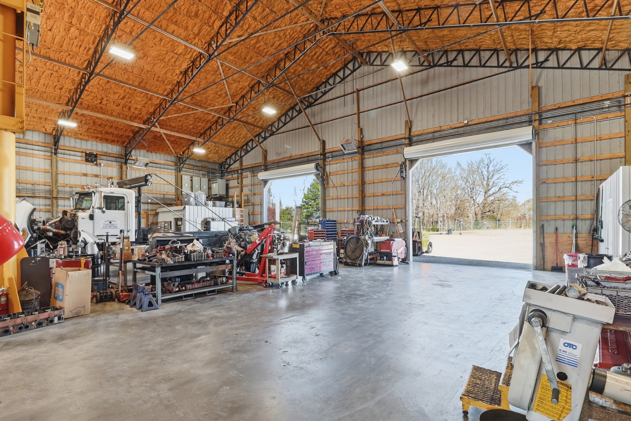 1018 Abiff Road Bon Aqua TN 37025