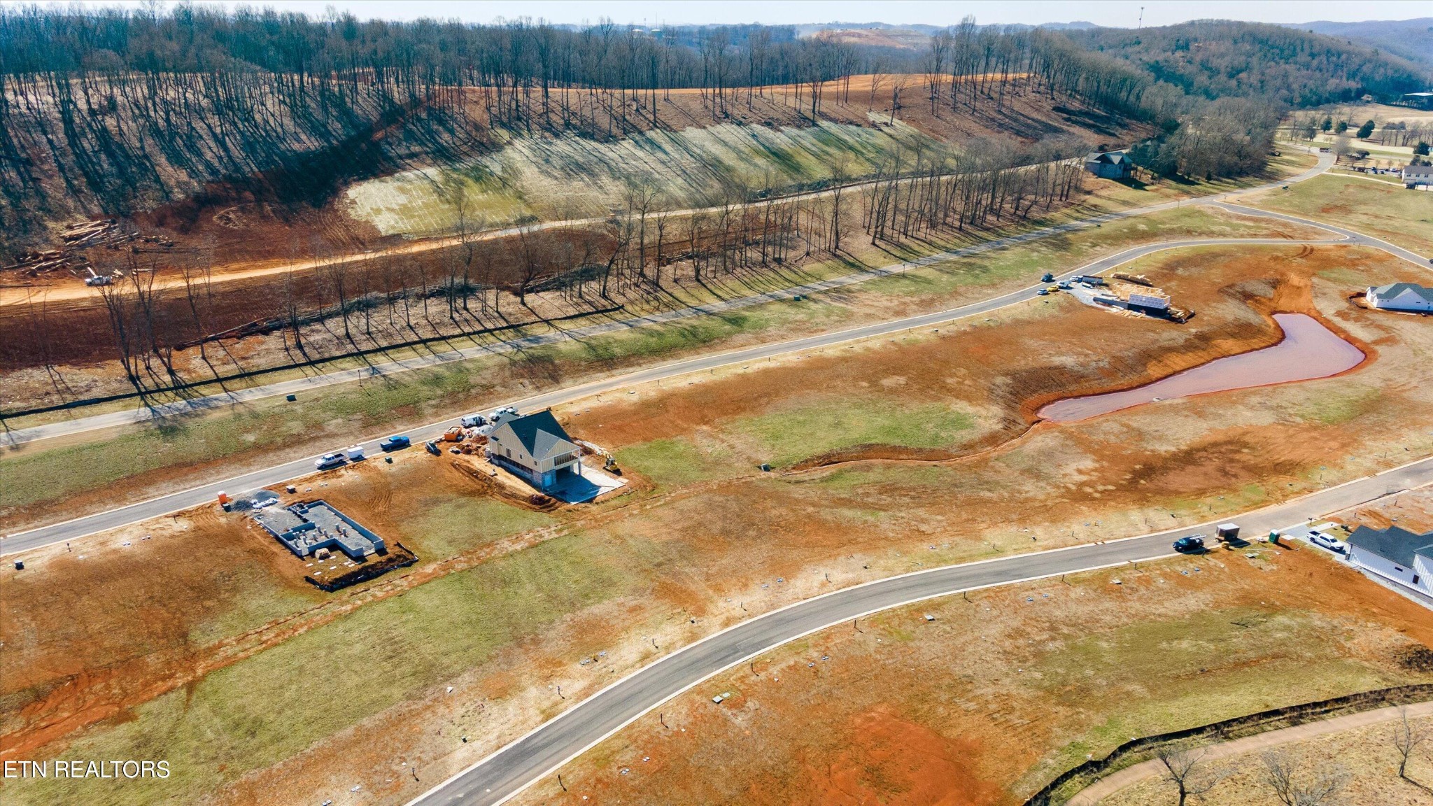 1848 Black Bear Circle Loudon TN 37774
