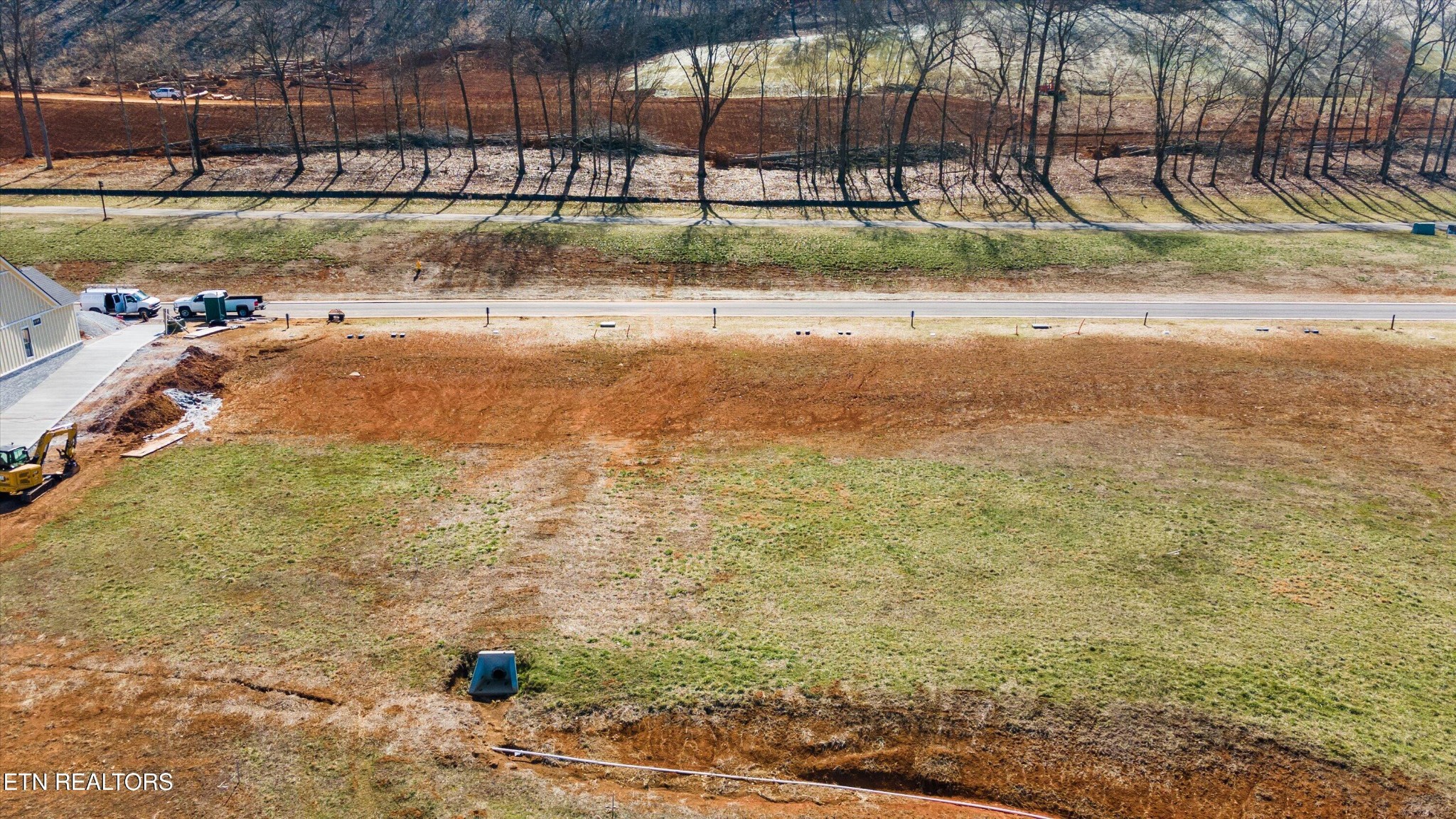 1848 Black Bear Circle Loudon TN 37774