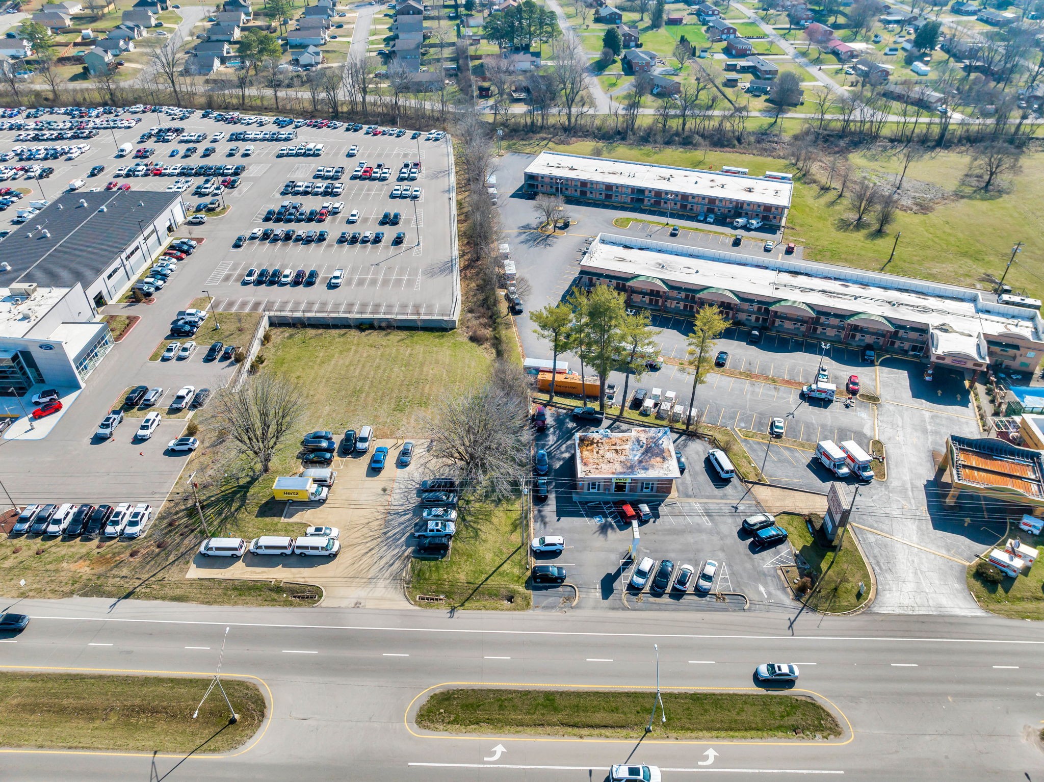 1210 Nashville Highway Columbia TN 38401