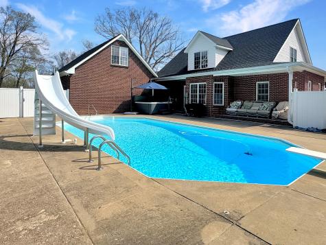 3989 Cadiz Road Bumpus Mills TN 37028