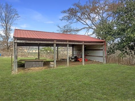 3989 Cadiz Road Bumpus Mills TN 37028