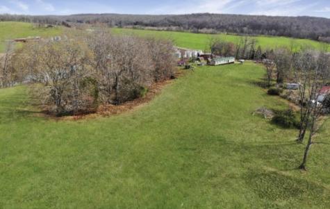 3989 Cadiz Road Bumpus Mills TN 37028