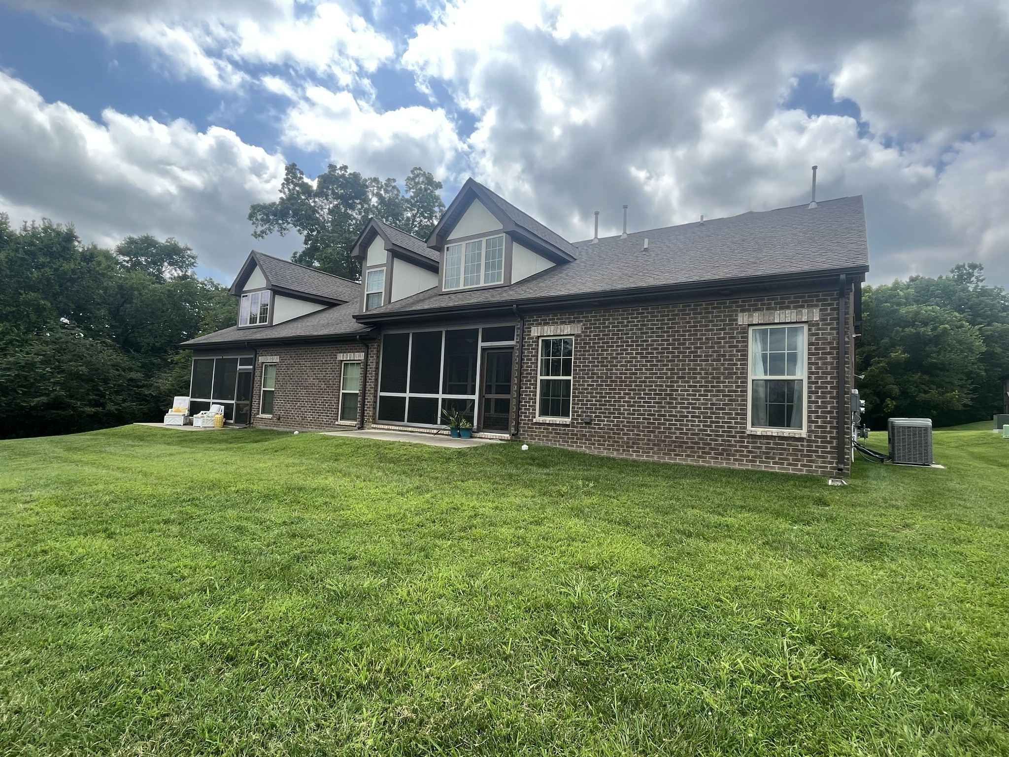 134 Village Circle Lebanon TN 37087