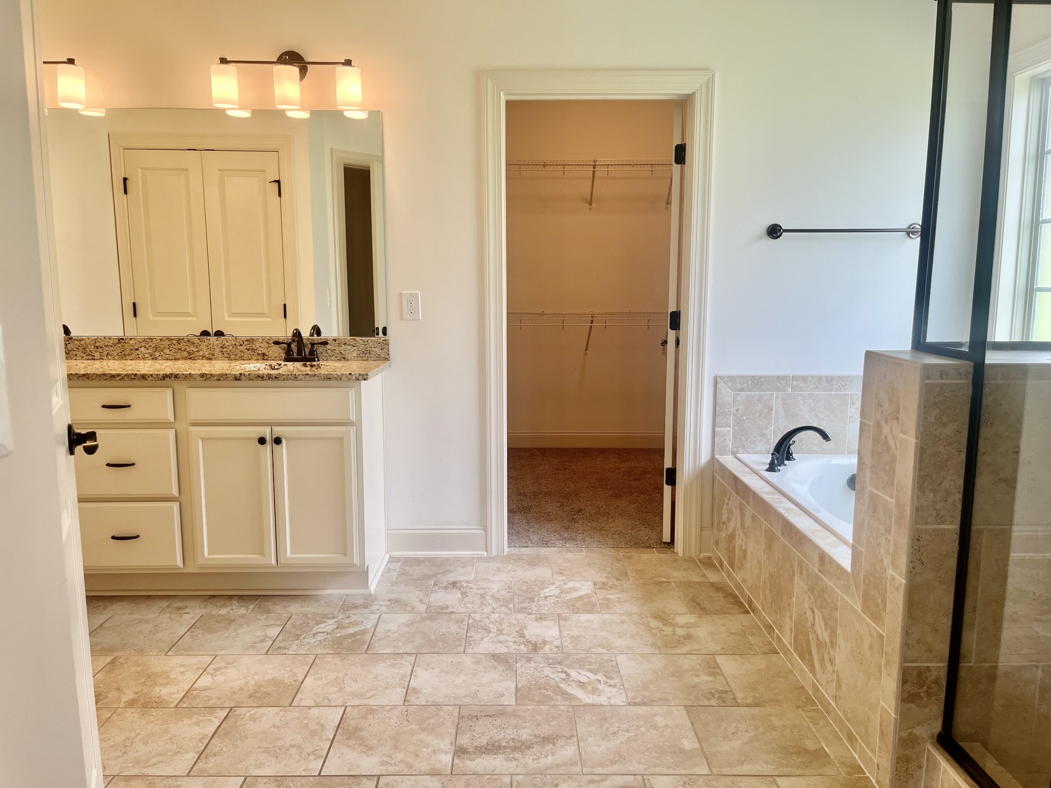 134 Village Circle Lebanon TN 37087