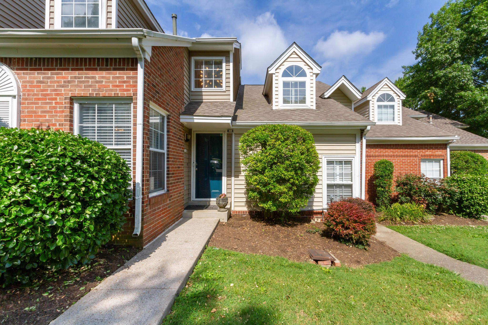 306 Yorkshire Circle Nashville TN 37211