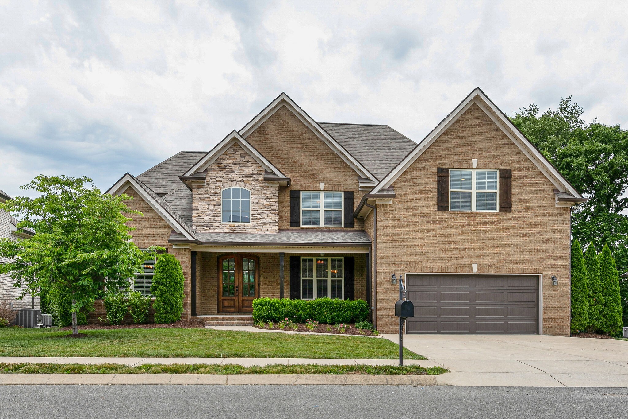 7027 Salmon Run Spring Hill TN 37174