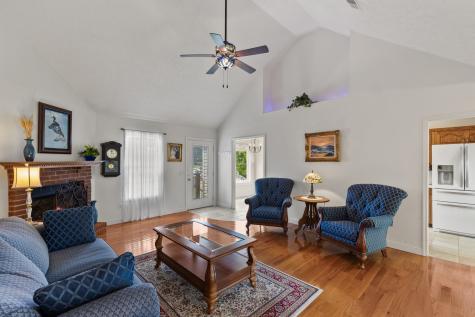 2034 Skyhawk Court White House TN 37188