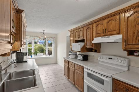 2034 Skyhawk Court White House TN 37188