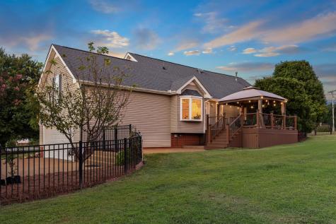 2034 Skyhawk Court White House TN 37188