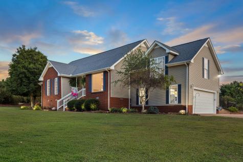 2034 Skyhawk Court White House TN 37188