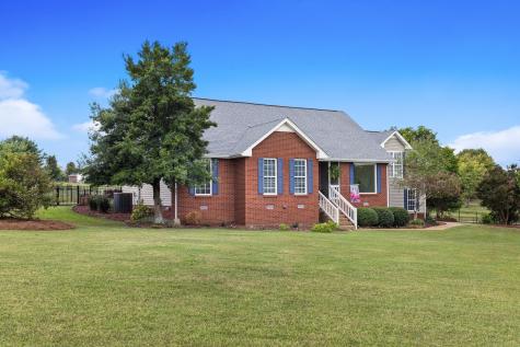 2034 Skyhawk Court White House TN 37188