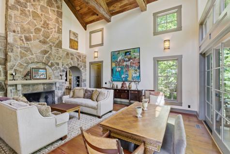 167 Pollywood Lane Sewanee TN 37375