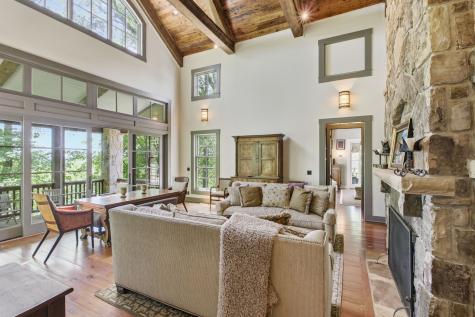 167 Pollywood Lane Sewanee TN 37375