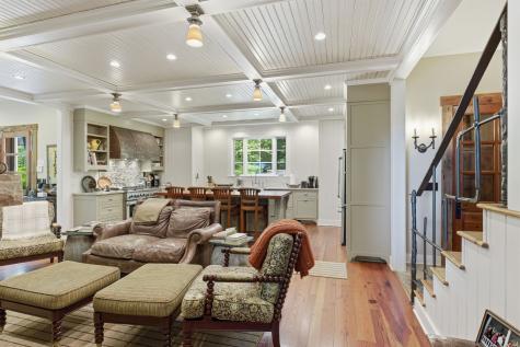 167 Pollywood Lane Sewanee TN 37375