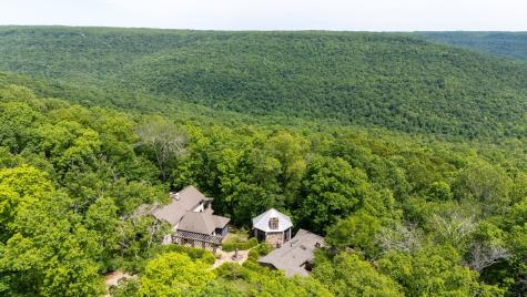 167 Pollywood Lane Sewanee TN 37375