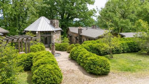 167 Pollywood Lane Sewanee TN 37375
