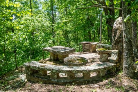 167 Pollywood Lane Sewanee TN 37375